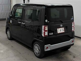 2015 Toyota Pixis Mega, чёрный, 600000 рублей, вид 5