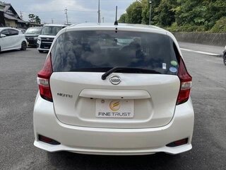 2017 Nissan Note II Рестайлинг, белый, 730000 рублей, вид 4