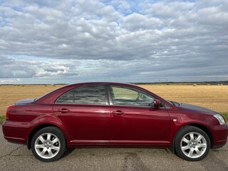 2005 Toyota Avensis II, красный, 1100000 рублей, вид 4
