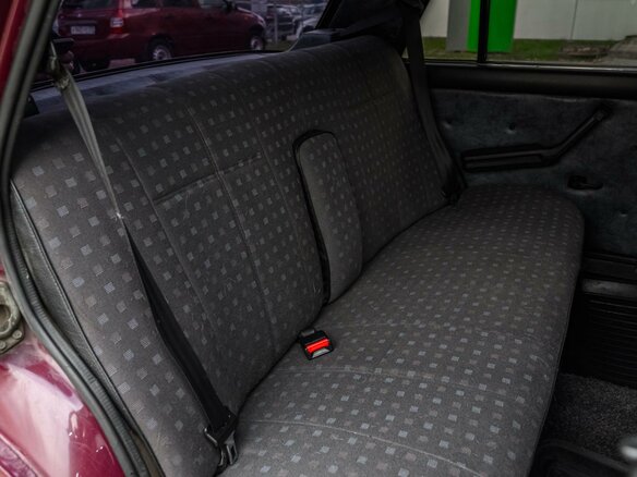 2002 Lada (ВАЗ) 2107, красный, 130000 рублей - вид 6