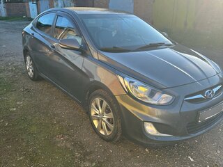 2012 Hyundai Solaris I, чёрный, 665000 рублей, вид 2