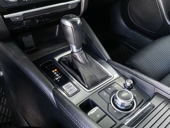 2018 Mazda 6 III (GJ) Рестайлинг, чёрный, 1899000 рублей - вид 13