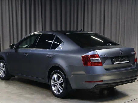 2019 Skoda Octavia III (A7) Рестайлинг, серый, 1399000 рублей, вид 4