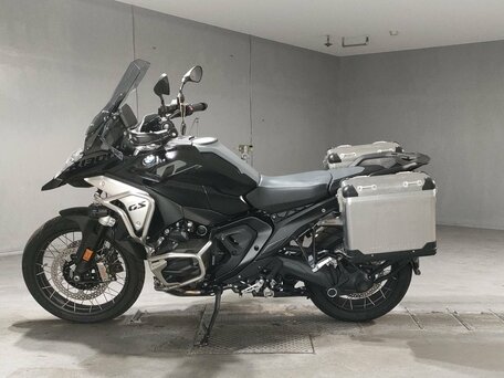 2024 BMW R 1300 RS, чёрный, 2350000 рублей, вид 5