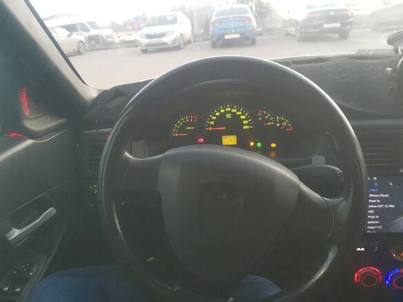 2011 Lada (ВАЗ) Priora I, белый, 285000 рублей - вид 11
