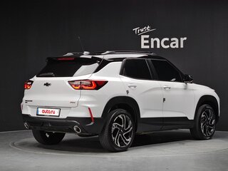 2023 Chevrolet TrailBlazer III Рестайлинг, белый, 1120444 рублей, вид 5