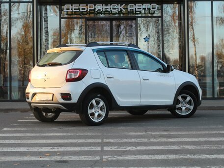 2019 Renault Sandero Stepway II Рестайлинг, белый, 1195000 рублей, вид 3
