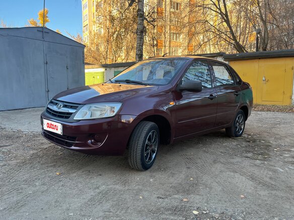 2013 Lada (ВАЗ) Granta I, серебристый, 298000 рублей