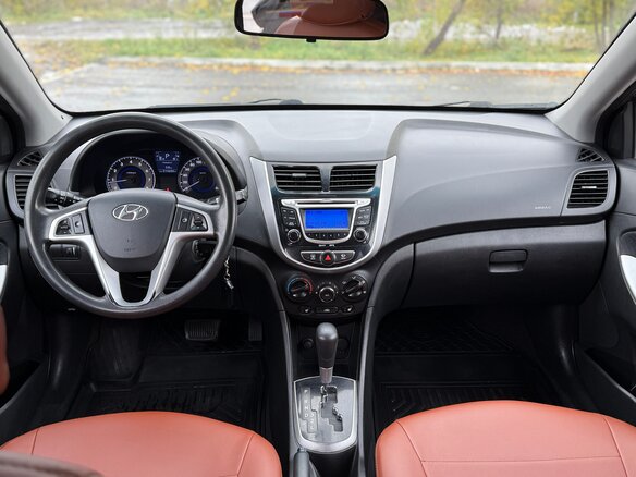 2012 Hyundai Solaris I, фиолетовый - вид 13