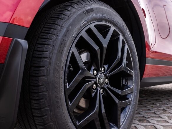 2020 Land Rover Range Rover Evoque II, красный, 4550000 рублей - вид 20