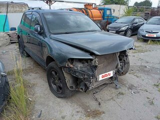 2005 Volkswagen Touareg I, серый, 222300 рублей, вид 1