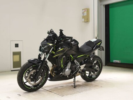 2019 Kawasaki Z 650, чёрный, 747000 рублей, вид 4