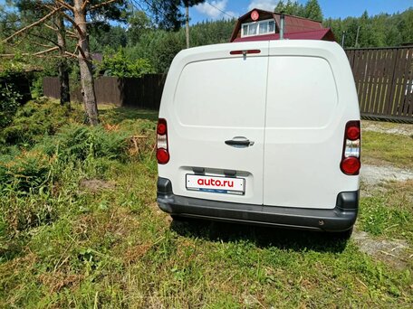 2012 Peugeot Partner, белый, 530000 рублей, вид 5