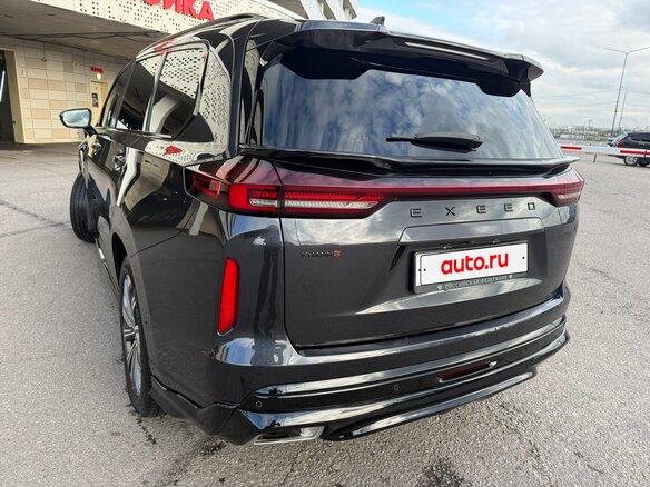 2024 Exeed VX I Рестайлинг, серый, 3700000 рублей - вид 5