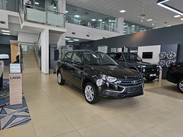 2026 Lada (ВАЗ) Granta I Рестайлинг, чёрный, 1218000 рублей - вид 1
