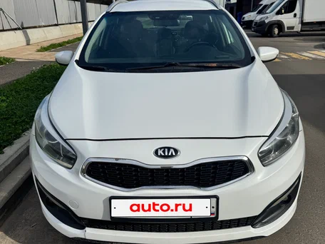 2018 Kia Ceed II Рестайлинг, белый, 890000 рублей, вид 2