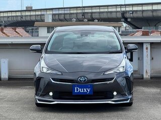2022 Toyota Prius IV Рестайлинг (XW50), серый, 1490000 рублей, вид 2