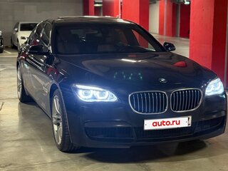 2014 BMW 7 серии 740i V (F01/F02/F04) Рестайлинг, чёрный, 2390000 рублей, вид 4