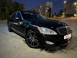 2006 Mercedes-Benz S-Класс 320 V (W221), чёрный, 1249000 рублей, вид 1