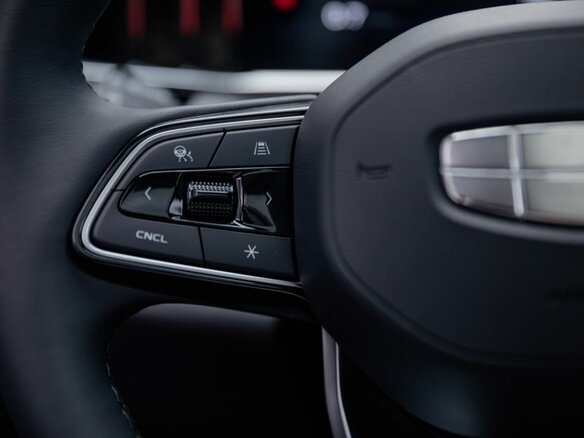 2026 Geely Atlas II, чёрный, 3449990 рублей - вид 17