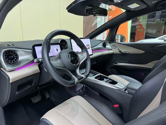 2025 BYD Dolphin 45.12 kWh I Рестайлинг, белый, 1920000 рублей - вид 15
