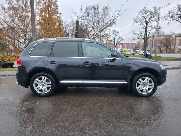 2006 Volkswagen Touareg I, чёрный, 950000 рублей - вид 3