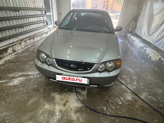 2002 Kia Sephia II Рестайлинг, серебристый, 160000 рублей, вид 1