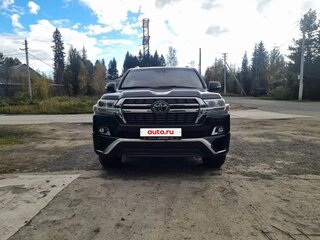 2020 Toyota Land Cruiser 200 Series Рестайлинг 2, чёрный, 11000000 рублей, вид 2
