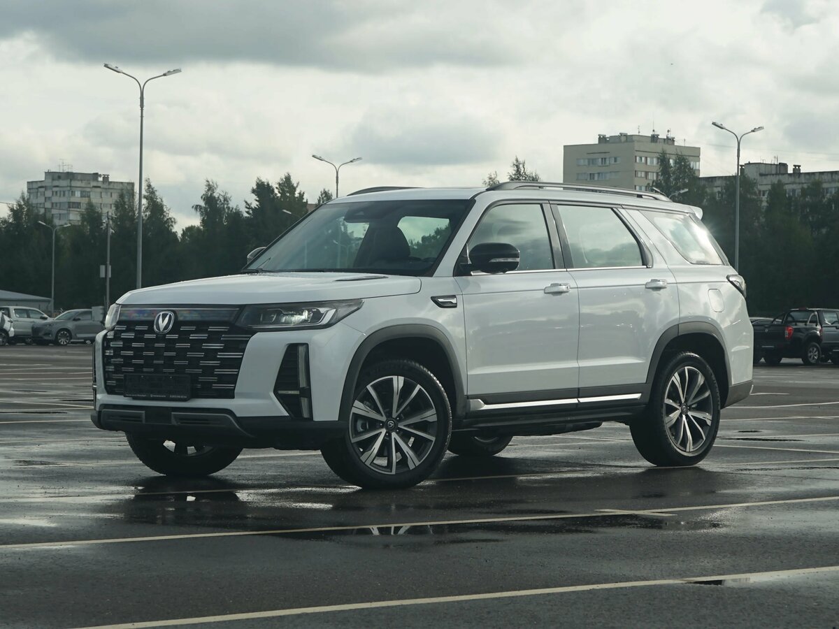 Открыть фотографии: Changan CS95 I Рестайлинг 2