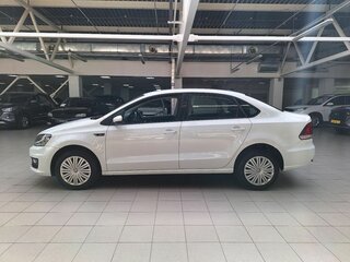 2020 Volkswagen Polo V Рестайлинг, белый, 1195000 рублей, вид 4