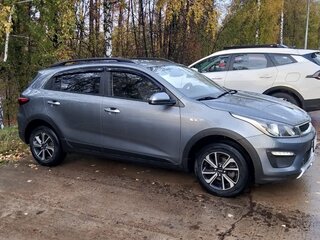 2020 Kia Rio X-Line IV, серый, 1500000 рублей, вид 3