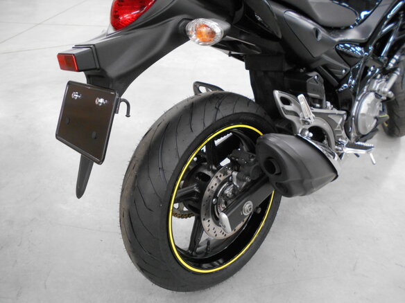 2014 Suzuki SFV 650 Gladius, чёрный, 430000 рублей - вид 12
