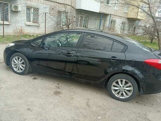 2013 Kia Cerato III, чёрный, 900000 рублей, вид 2