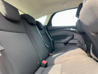 2015 Ford Focus III Рестайлинг, белый, 1050000 рублей, вид 4