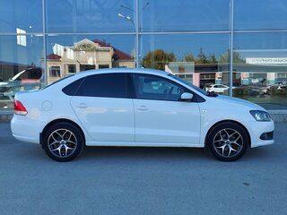 2015 Volkswagen Polo V, белый, 649000 рублей, вид 5