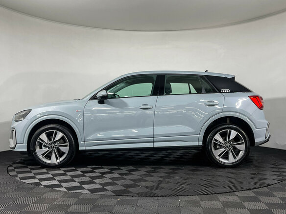 2025 Audi Q2 L 35 TFSI I Рестайлинг, серый, 4150000 рублей - вид 7