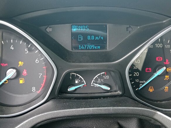 2016 Ford Focus III Рестайлинг, серый, 800000 рублей - вид 6