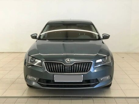 2016 Skoda Superb III, серый, 1350000 рублей, вид 2