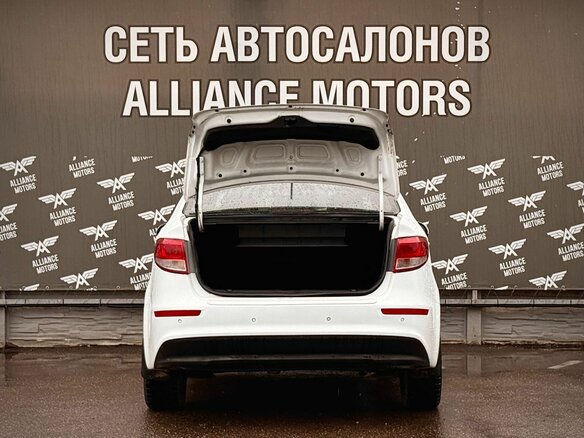 2017 Kia Rio III Рестайлинг, белый, 975000 рублей - вид 6