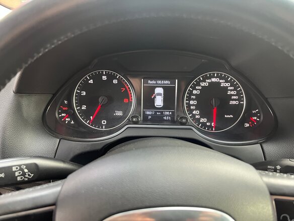 2010 Audi Q5 I (8R), коричневый, 1650000 рублей - вид 6