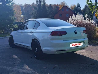 2018 Volkswagen Passat B8, белый, 1700000 рублей, вид 3