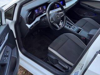 2020 Volkswagen Golf VIII, белый, 2200000 рублей, вид 5