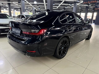 2019 BMW 3 серии 320d xDrive VII (G2x), чёрный, 3560000 рублей, вид 4