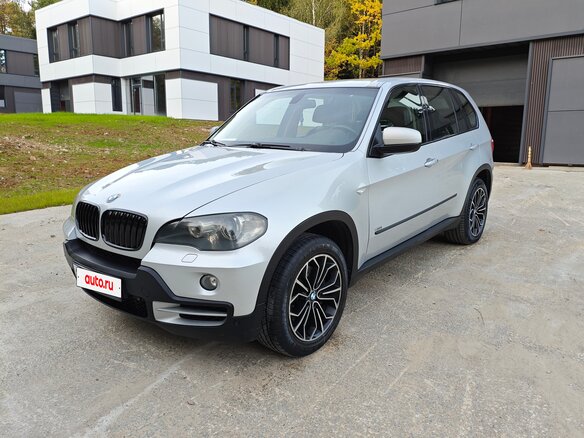 2009 BMW X5 4.8i II (E70), серый