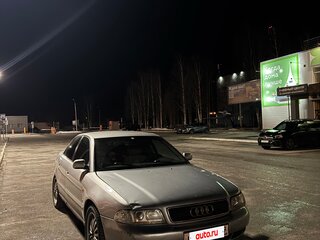 1998 Audi A4 I (B5), серый, 240000 рублей, вид 2