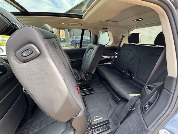 2020 BMW X7 40i I (G07), серый, 5499000 рублей - вид 29