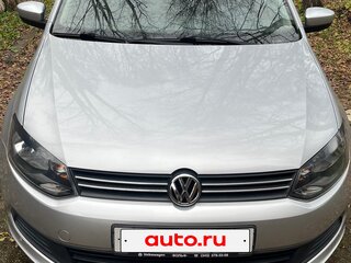 2014 Volkswagen Polo V, серебристый, 1050000 рублей, вид 3