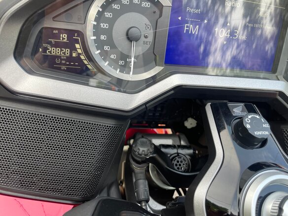 2018 Honda GL 1800 Gold Wing, красный, 2540000 рублей - вид 1