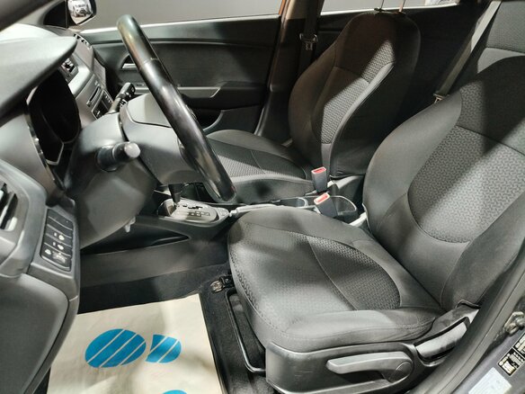 2016 Kia Rio III Рестайлинг, серый, 1000000 рублей - вид 7