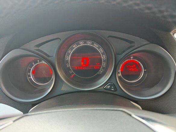 2013 Citroen C4 II, серый, 699000 рублей - вид 9